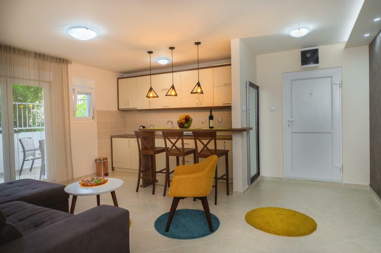 Apartmani Tref Petrovac Exterior photo